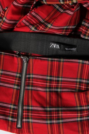 Damenhose Zara, Größe S, Farbe Rot, Preis 3,57 €
