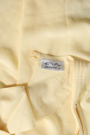 Γυναικείο αμάνικο μπλουζάκι, Μέγεθος M, Χρώμα Κίτρινο, Τιμή 3,38 €