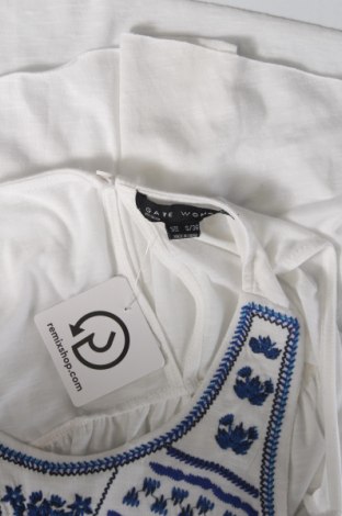 Γυναικείο αμάνικο μπλουζάκι Gate Woman, Μέγεθος S, Χρώμα Λευκό, Τιμή 7,00 €