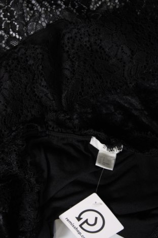 Γυναικείο αμάνικο μπλουζάκι H&M, Μέγεθος S, Χρώμα Μαύρο, Τιμή 6,65 €