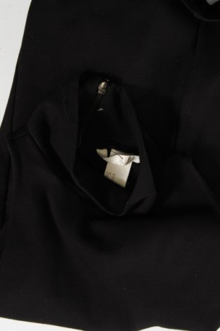 Γυναικείο αμάνικο μπλουζάκι H&M, Μέγεθος XS, Χρώμα Μαύρο, Τιμή 4,00 €