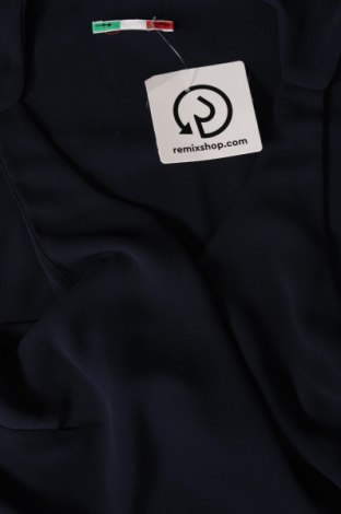 Γυναικείο αμάνικο μπλουζάκι Made In Italy, Μέγεθος M, Χρώμα Μπλέ, Τιμή 6,62 €