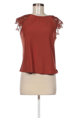 Γυναικείο αμάνικο μπλουζάκι ONLY, Μέγεθος XS, Χρώμα Καφέ, Τιμή 4,79 €