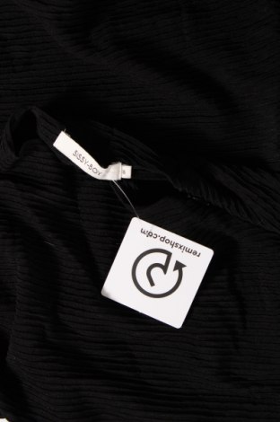 Γυναικείο αμάνικο μπλουζάκι Sissy Boy, Μέγεθος S, Χρώμα Μαύρο, Τιμή 8,04 €