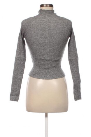 Дамски пуловер Bershka, Размер M, Цвят Сив, Цена 7,83 лв.