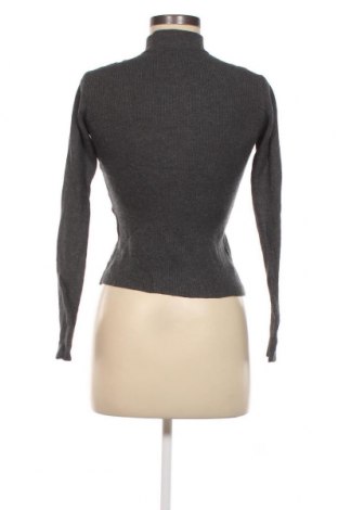Γυναικείο πουλόβερ Pull&Bear, Μέγεθος M, Χρώμα Γκρί, Τιμή 5,02 €
