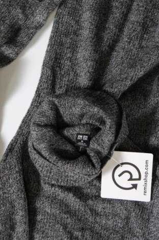 Дамски пуловер Uniqlo, Размер M, Цвят Сив, Цена 41,00 лв.