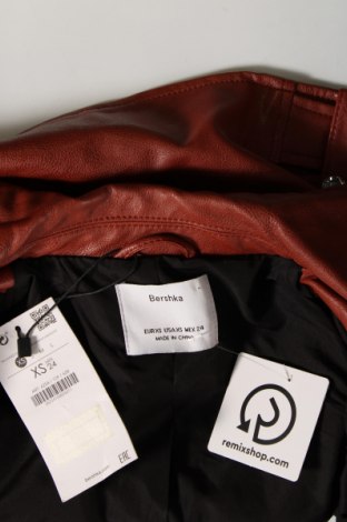Dámska kožená bunda  Bershka, Veľkosť XS, Farba Hnedá, Cena  33,66 €