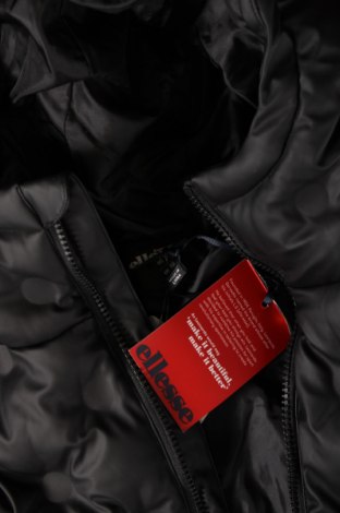 Dámska kožená bunda  Ellesse, Veľkosť XL, Farba Čierna, Cena  53,09 €