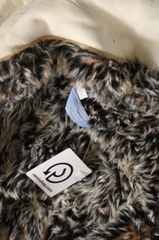Дамско палто, Размер M, Цвят Екрю, Цена 57,78 лв.