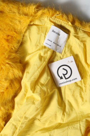 Γυναικείο παλτό Bershka, Μέγεθος XS, Χρώμα Κίτρινο, Τιμή 23,83 €
