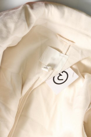 Дамско палто H&M, Размер XS, Цвят Бял, Цена 42,80 лв.