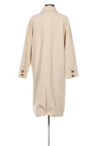 Дамско палто Selected Femme, Размер M, Цвят Бежов, Цена 198,75 лв.