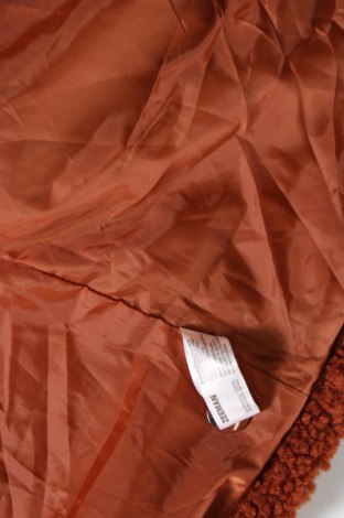 Дамско палто Zeeman, Размер S, Цвят Кафяв, Цена 54,57 лв.
