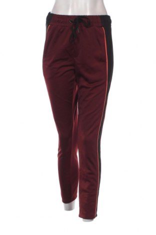 Pantaloni trening de femei Bershka, Mărime M, Culoare Roșu, Preț 57,23 Lei