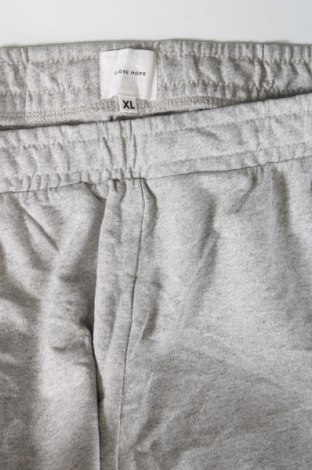 Pantaloni trening de femei Globe Hope, Mărime XL, Culoare Gri, Preț 46,19 Lei