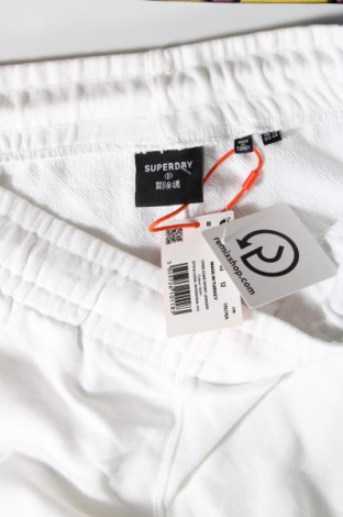 Γυναικείο αθλητικό παντελόνι Superdry, Μέγεθος M, Χρώμα Λευκό, Τιμή 24,49 €