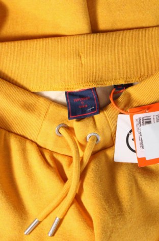 Γυναικείο αθλητικό παντελόνι Superdry, Μέγεθος M, Χρώμα Κίτρινο, Τιμή 45,36 €