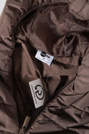 Dámska bunda , Veľkosť M, Farba Hnedá, Cena  14,80 €