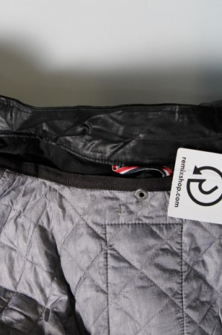 Dámska bunda , Veľkosť L, Farba Čierna, Cena  11,43 €