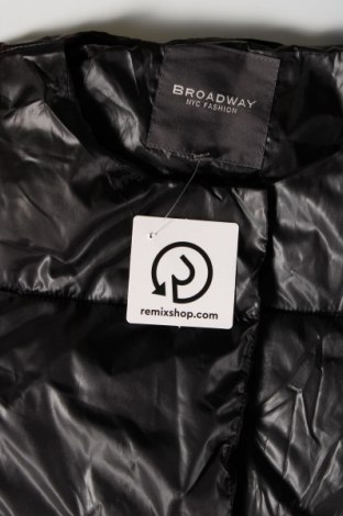 Dámska bunda  Broadway, Veľkosť M, Farba Čierna, Cena  8,17 €