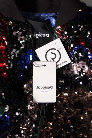 Γυναικείο μπουφάν Desigual, Μέγεθος S, Χρώμα Πολύχρωμο, Τιμή 104,64 €
