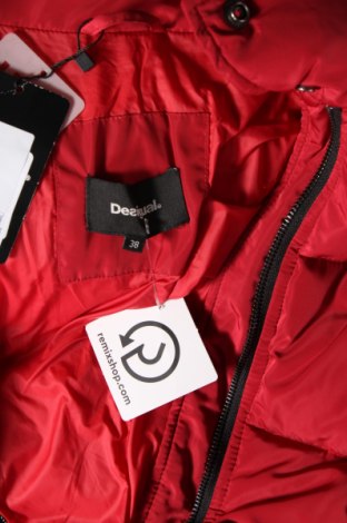 Γυναικείο μπουφάν Desigual, Μέγεθος M, Χρώμα Κόκκινο, Τιμή 136,60 €