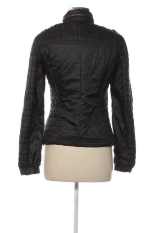 Dámska bunda  Esprit, Veľkosť M, Farba Čierna, Cena  38,56 €