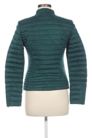 Γυναικείο μπουφάν Guess, Μέγεθος S, Χρώμα Πράσινο, Τιμή 144,85 €