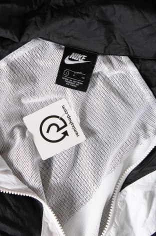 Γυναικείο μπουφάν Nike, Μέγεθος S, Χρώμα Μαύρο, Τιμή 55,05 €