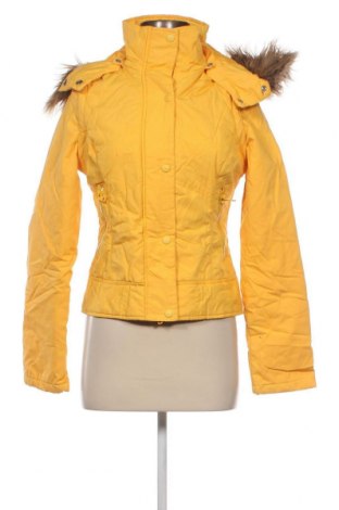 Γυναικείο μπουφάν ONLY, Μέγεθος S, Χρώμα Κίτρινο, Τιμή 25,36 €