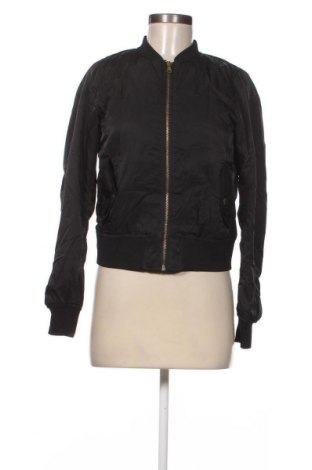 Dámska bunda  Pull&Bear, Veľkosť S, Farba Čierna, Cena  7,62 €