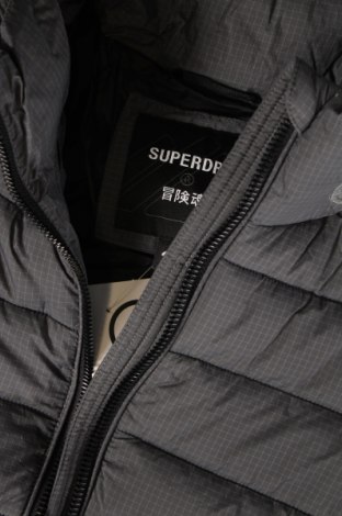 Dámska bunda  Superdry, Veľkosť M, Farba Sivá, Cena  49,55 €