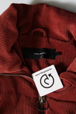 Γυναικείο μπουφάν Vero Moda, Μέγεθος S, Χρώμα Κόκκινο, Τιμή 12,93 €