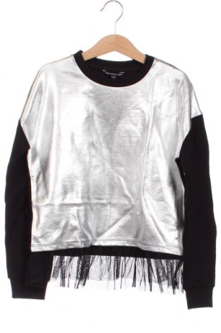 Детска блуза Guess, Размер 7-8y/ 128-134 см, Цвят Сребрист, Цена 37,73 лв.