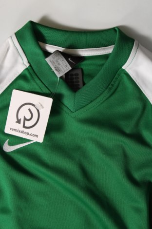 Kinder Shirt Nike, Größe 7-8y/ 128-134 cm, Farbe Grün, Preis 6,82 €