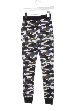 Kinder Pyjama  Freegun, Größe 9-10y/ 140-146 cm, Farbe Mehrfarbig, Preis 8,08 €