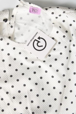 Kinderkleid F&F, Größe 13-14y/ 164-168 cm, Farbe Weiß, Preis 5,26 €