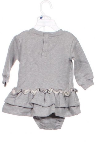 Kinderkleid Guess, Größe 3-6m/ 62-68 cm, Farbe Grau, Preis € 33,12