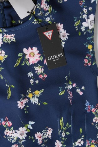 Детска рокля Guess, Размер 7-8y/ 128-134 см, Цвят Многоцветен, Цена 89,50 лв.