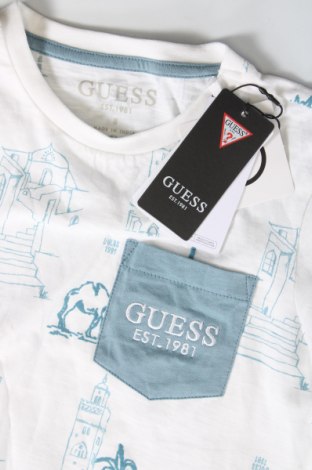 Детска тениска Guess, Размер 7-8y/ 128-134 см, Цвят Бял, Цена 38,18 лв.
