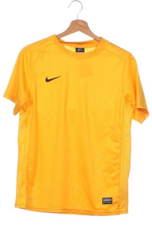 Παιδικό μπλουζάκι Nike, Μέγεθος 14-15y/ 168-170 εκ., Χρώμα Κίτρινο, Τιμή 32,98 €