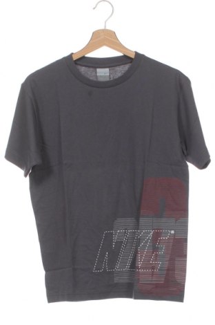 Παιδικό μπλουζάκι Nike, Μέγεθος 13-14y/ 164-168 εκ., Χρώμα Γκρί, Τιμή 11,46 €
