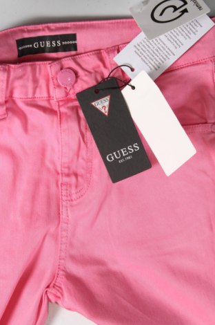 Dziecięce jeansy Guess, Rozmiar 7-8y/ 128-134 cm, Kolor Różowy, Cena 155,45 zł
