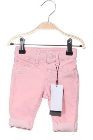 Dziecięce jeansy Guess, Rozmiar 3-6m/ 62-68 cm, Kolor Różowy, Cena 164,09 zł