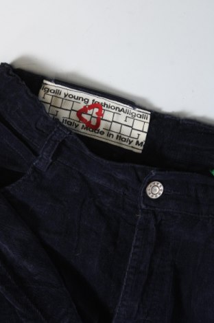 Pantaloni de catifea reiată, pentru copii, Mărime 14-15y/ 168-170 cm, Culoare Albastru, Preț 33,85 Lei