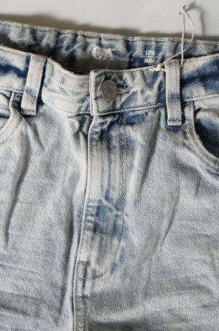 Pantaloni scurți pentru copii C&A, Mărime 15-18y/ 170-176 cm, Culoare Albastru, Preț 46,05 Lei