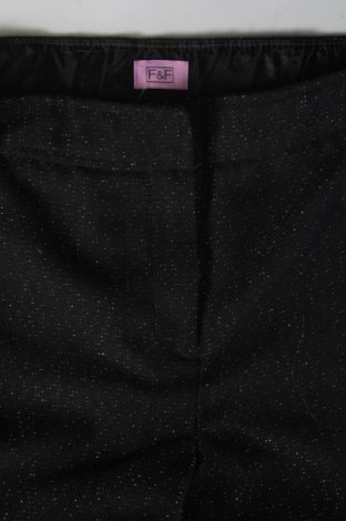 Dětské krátké kalhoty  F&F, Velikost 11-12y/ 152-158 cm, Barva Černá, Cena  90,00 Kč