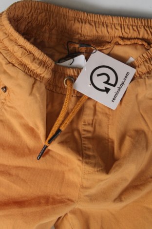 Παιδικό κοντό παντελόνι Guess, Μέγεθος 8-9y/ 134-140 εκ., Χρώμα  Μπέζ, Τιμή 32,47 €