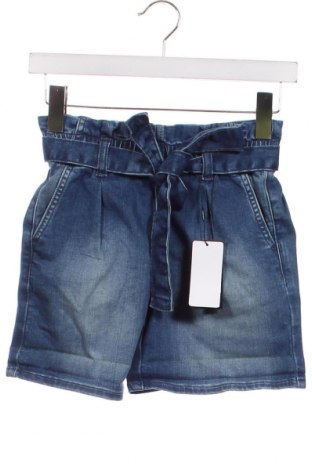 Pantaloni scurți pentru copii Guess, Mărime 7-8y/ 128-134 cm, Culoare Albastru, Preț 99,47 Lei